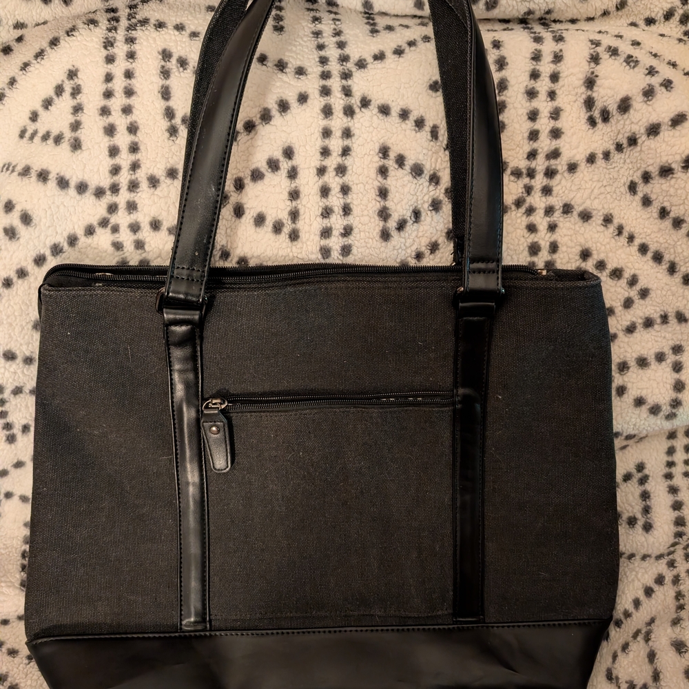 Stylish Striped Interior Tote *Laptop Bag with Zipper